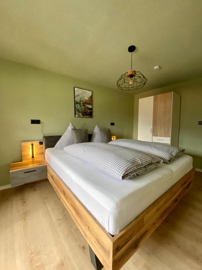 Haus Tirol Ehrwald Hotell Exteriör bild