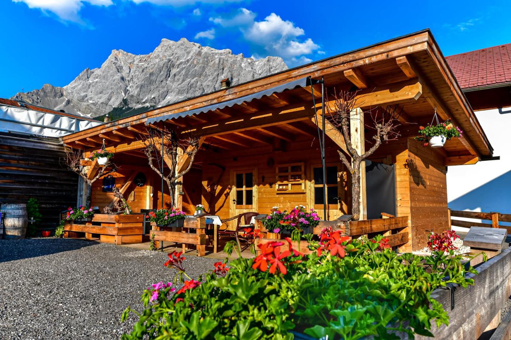 Haus Tirol Ehrwald Hotell Exteriör bild