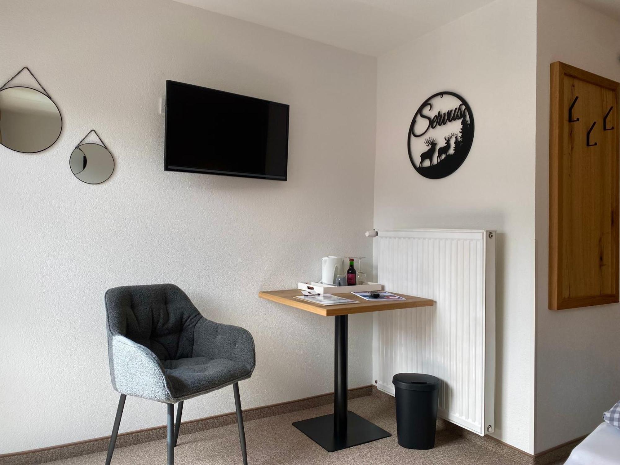 Haus Tirol Ehrwald Hotell Exteriör bild